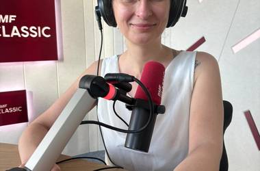  Wakacyjny cykl w RMF Classic pt. „Dziewczyna z perłą” ,opowieści o cudach związanych z kamieniami szlachetnymi